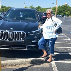 Meet your Posher, Phyllis